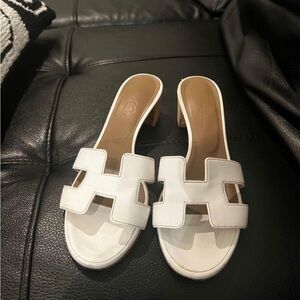 Hermes Oasis Sandal 37